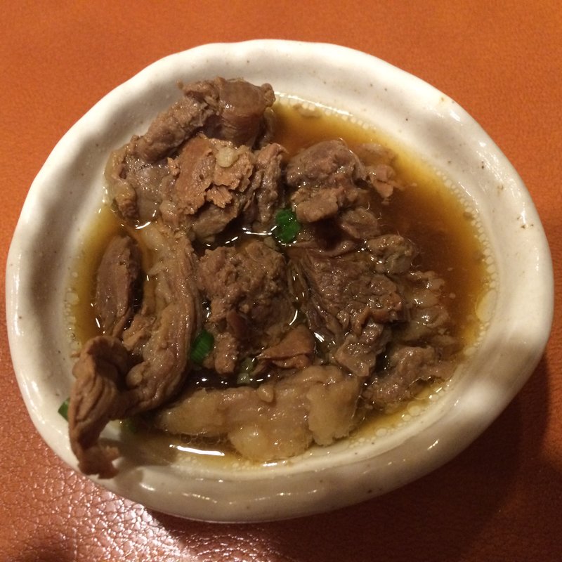 とちぎ和牛入り牛すじ煮込み(弾力ハンバーグ カウベル みつわ台店)