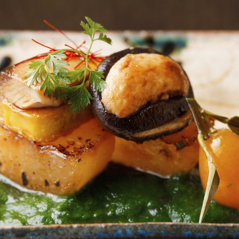 鰆のグリル　大根添え(八彩懐石 長峰)