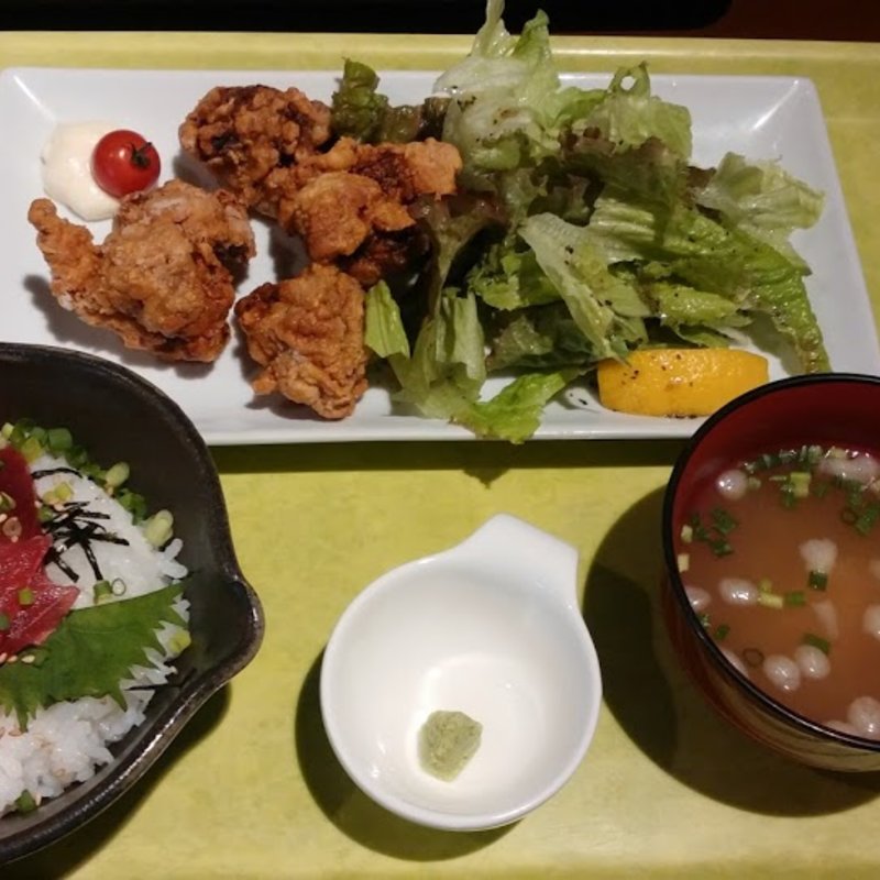 とり唐と鉄火丼のセット(949(くしきゅう)宇都宮東口店)