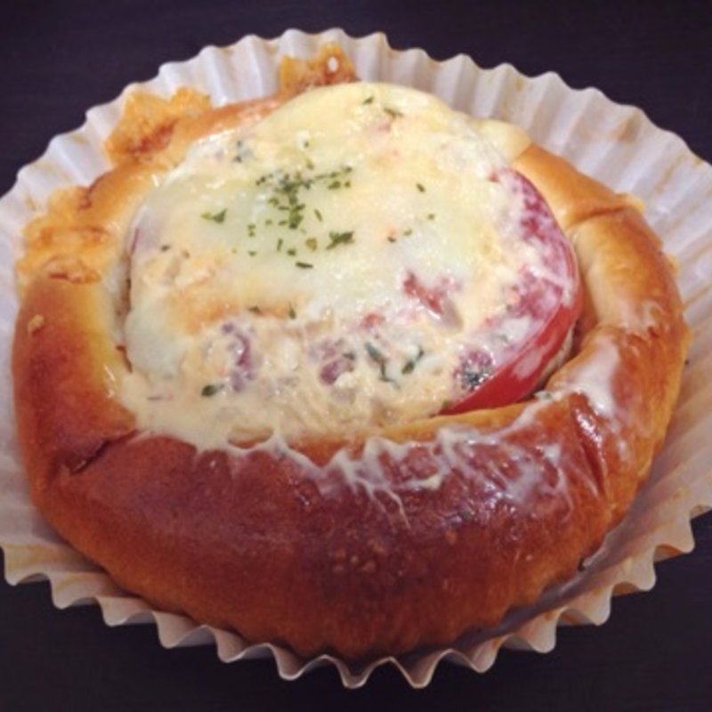 トマトバーグ(Boulangerie Goph)