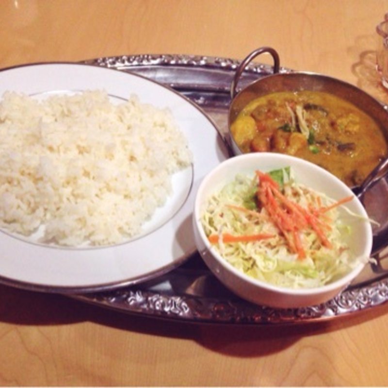 Bランチセット ベジタブルカレー(インド料理 スリヤ)