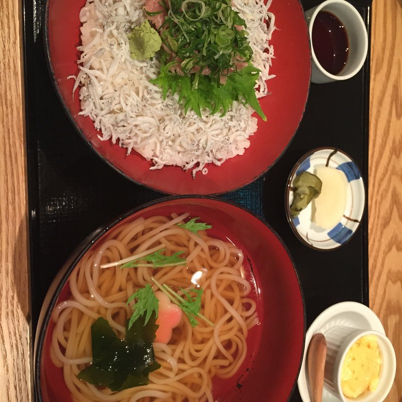 ネギトロ釜揚げしらす丼セット(たちばな グランフロント大阪 )