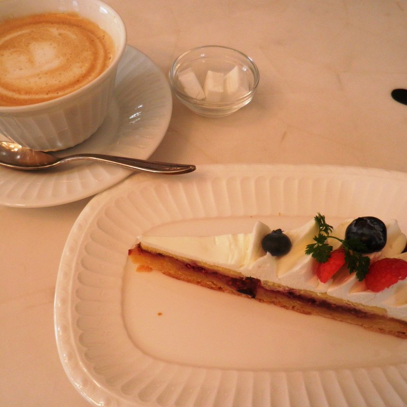 季節のタルト（スノーベリータルト）(TOOTH TOOTH maison 15th | トゥース トゥース メゾンジュウゴ)