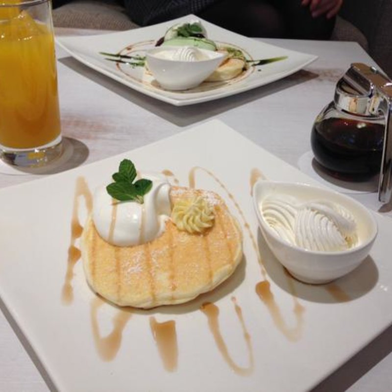 プレーンパンケーキ(Cafe de Voila)