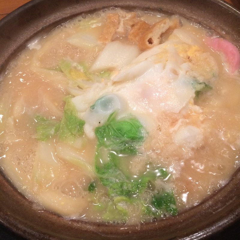 ピリ辛つくね入り白みそ煮込みうどん(武蔵野うどん うちたて家)