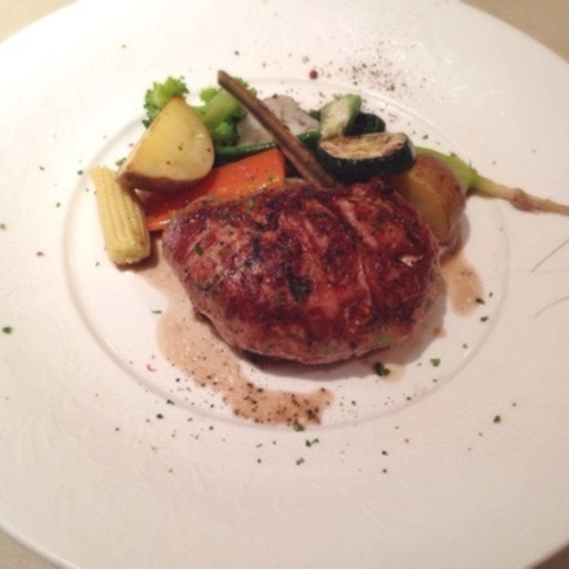 カイエット?仏版ハンバーグ?(フレンチ食堂ベルイル)