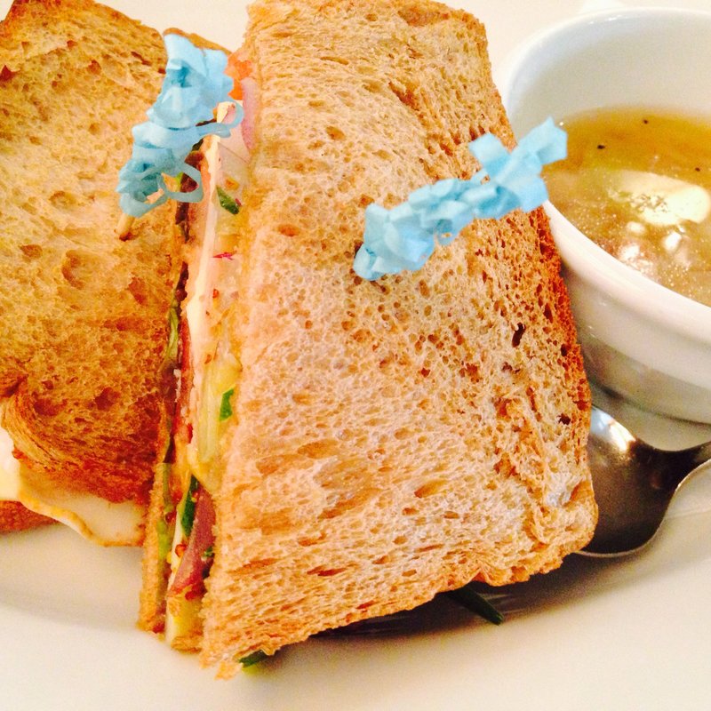 ランチ サンドセット(マザームーンカフェ 六甲店)