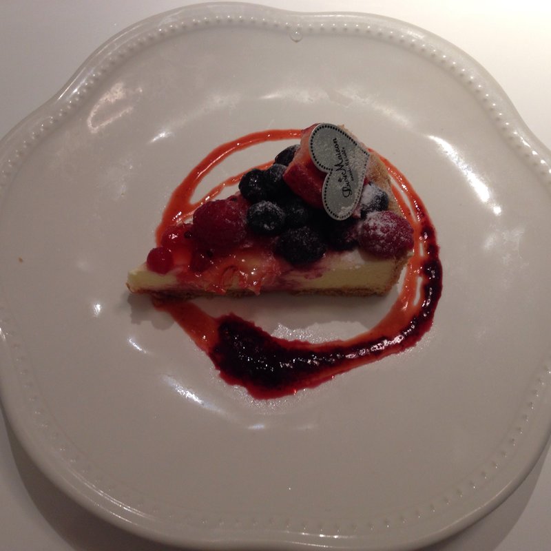 ミックスベリータルトセット(ラ・メゾン アンソレイユターブル ルミネ池袋店)