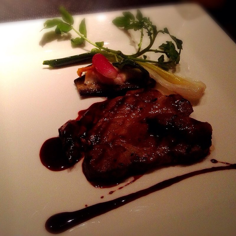 イベリコ豚のグリル  ボルドレーズソース(GINTO 銀座店)