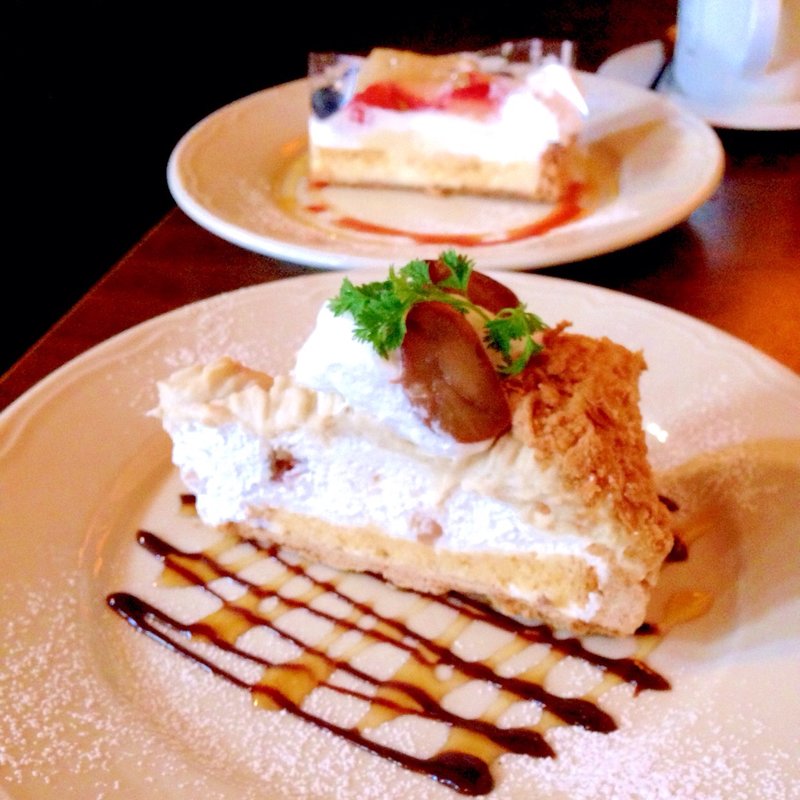 ケーキセット(neu.cafe)