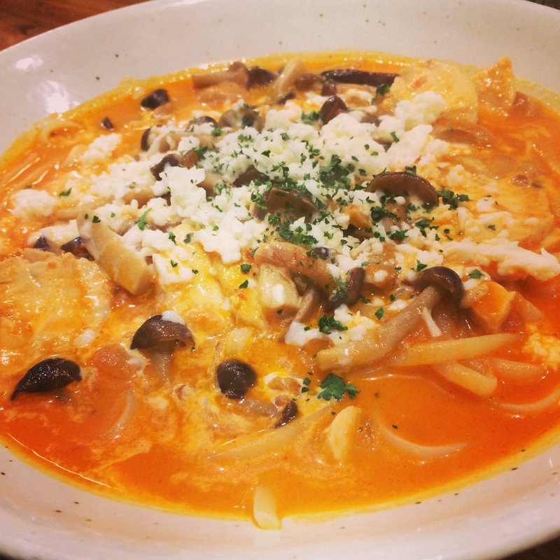 鶏肉と3種のキノコのトマトクリームスープパスタ(スパ吉)