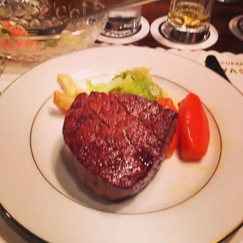 特選神戸牛ヘレステーキ(みやす)