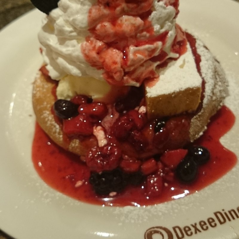 ストロベリーチーズケーキ(MOKUOLA -lumine ikebukuro- モクオラ -ルミネ池袋-)