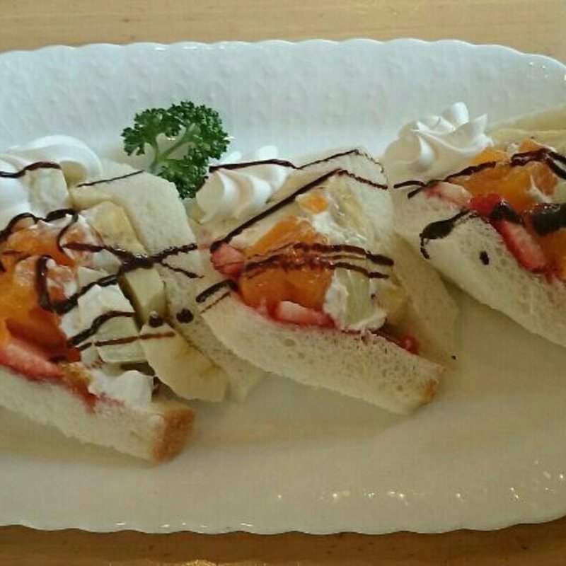 フルーツサンド(サントピア)