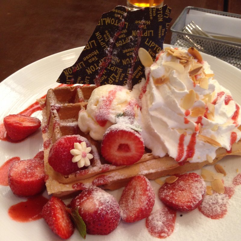 苺のワッフル(ティーハウス リプトン ティーハウス店 )