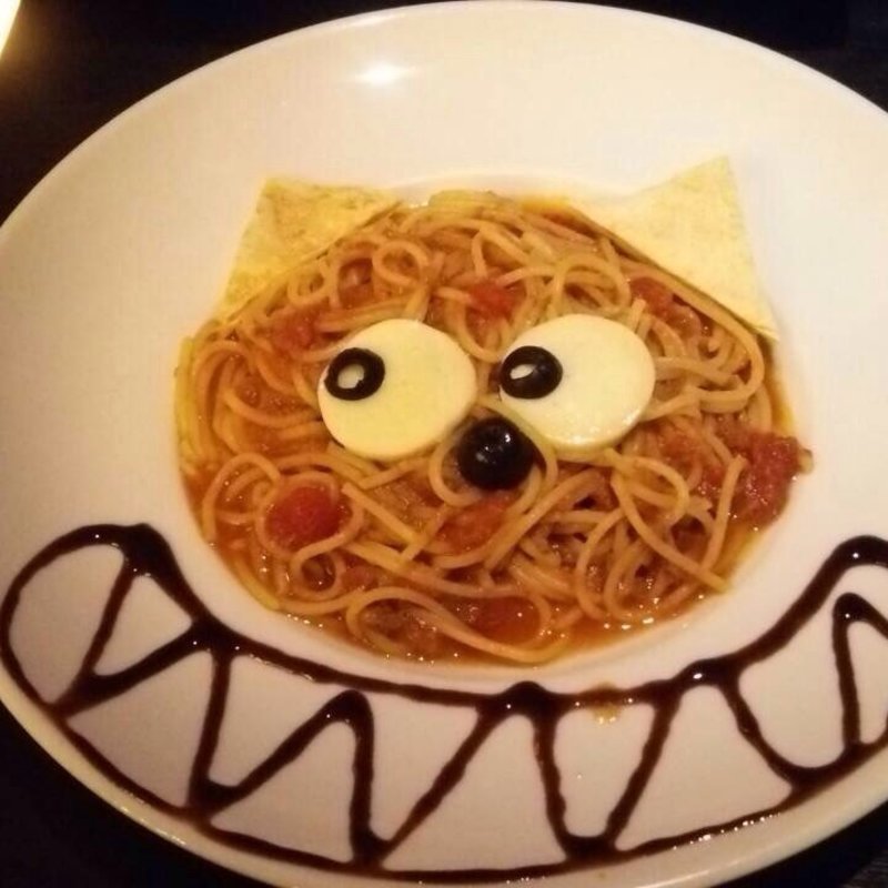 チェシャ猫のラブリースマイル(古城の国のアリス)