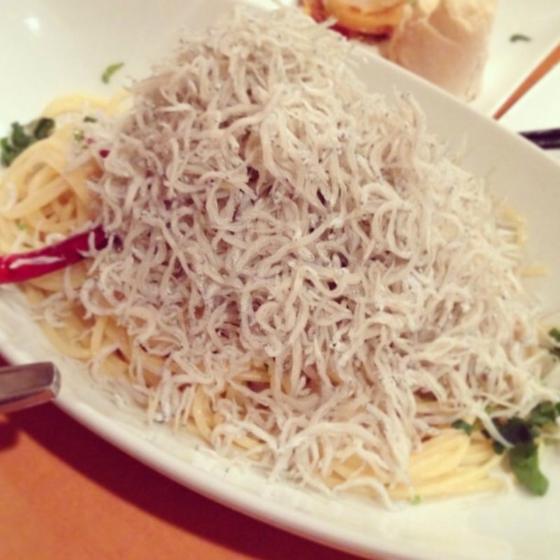 しらすのペペロンチーノ(月島ワイン酒場 GABU)