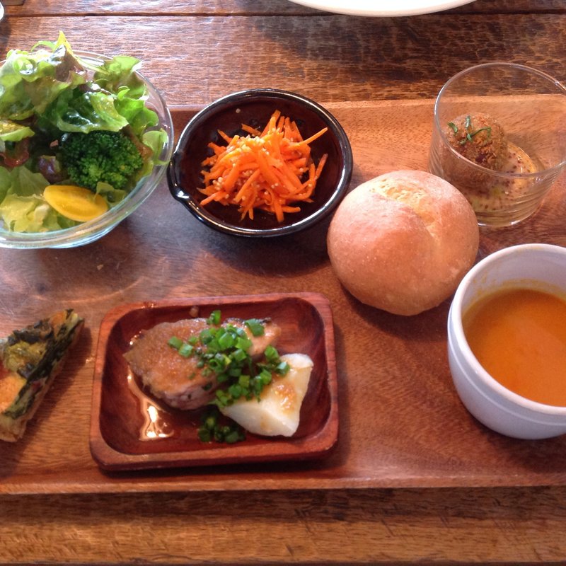 限定ランチ10食(カフェ・ラ・ファミーユ)