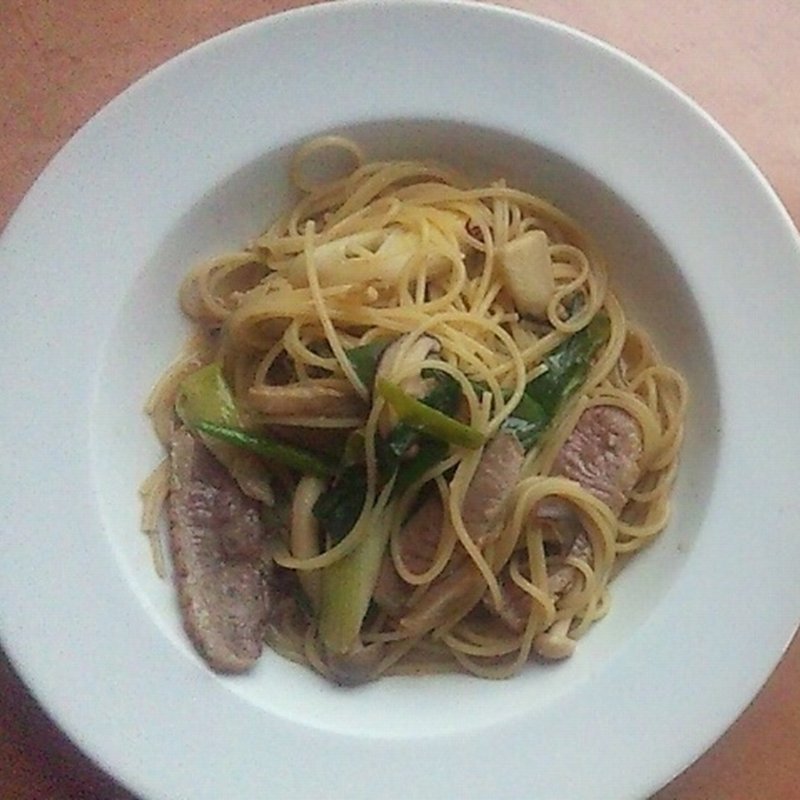 鴨肉とネギのパスタ(Dining Out 53)