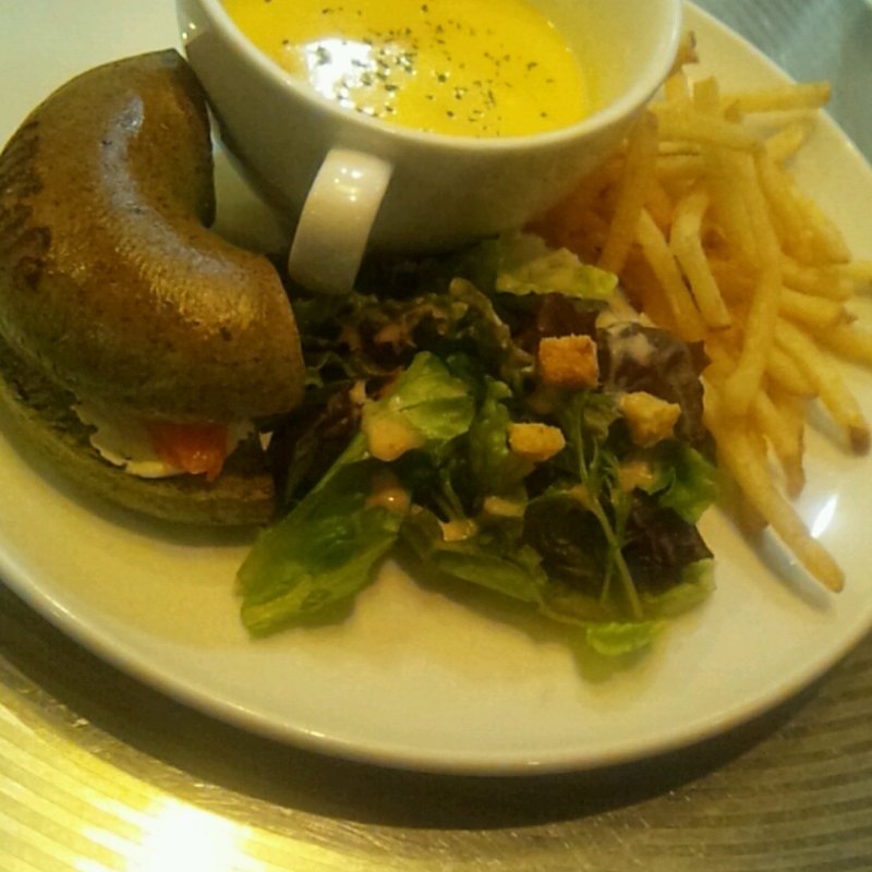 ランチプレート(エアポートベーグルカフェ)