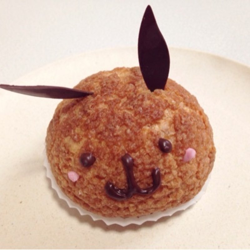 うさぎのクッキーシュー(シンフラ)