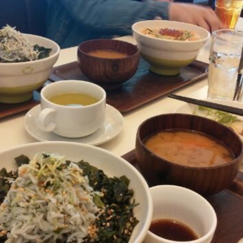 ランチ 湘南釜揚げしらす丼 Мサイズ(鎌倉どんぶりカフェbowls)