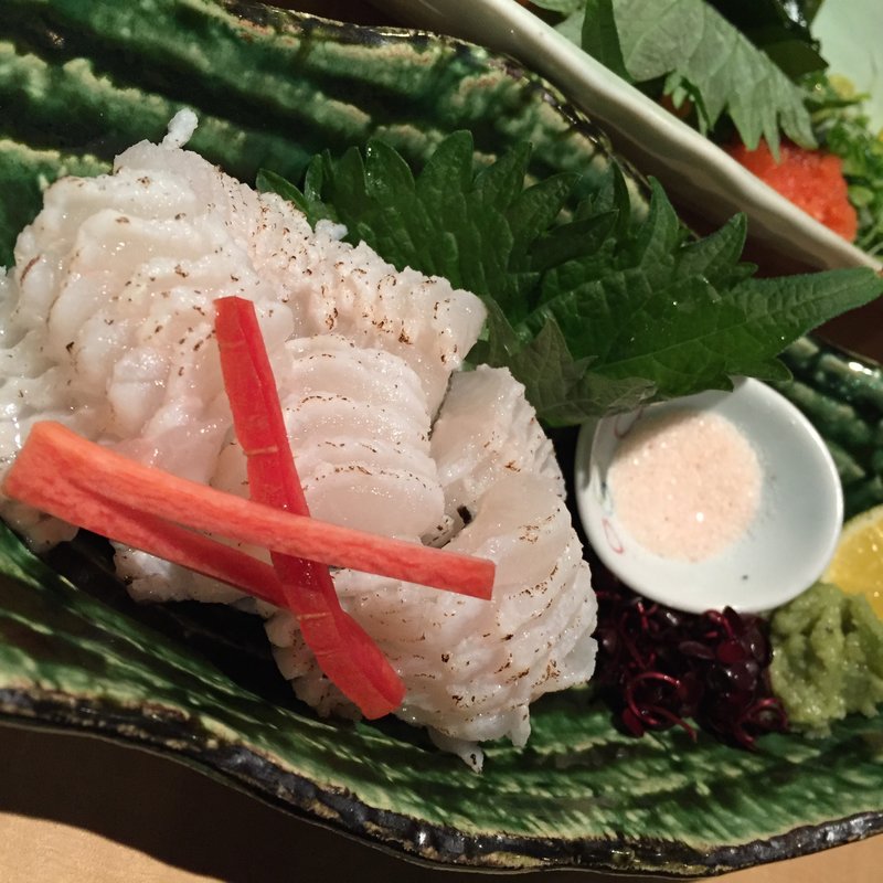 穴子 焼き霜造り(魚屋ひでぞう 難波店 )