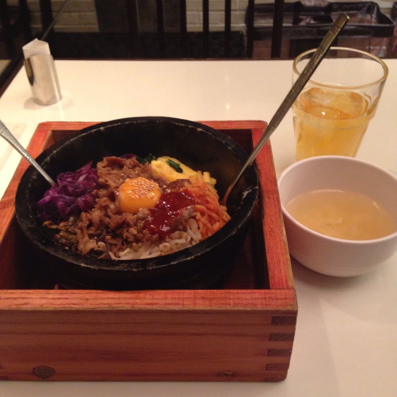 プルコギビビンバ(韓の旬 菜彩)