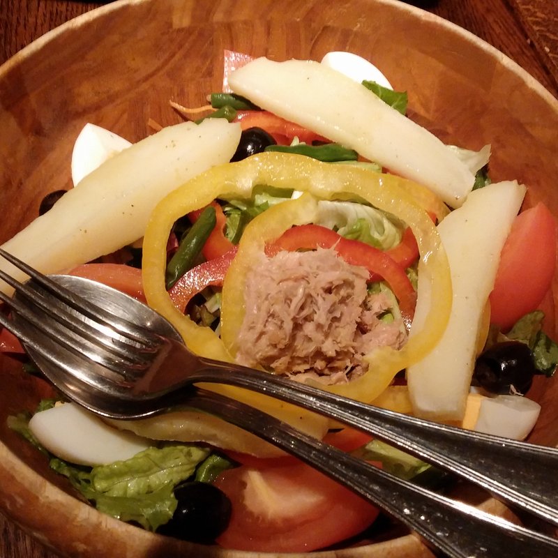 ニース風サラダ(ル　ビストロ)