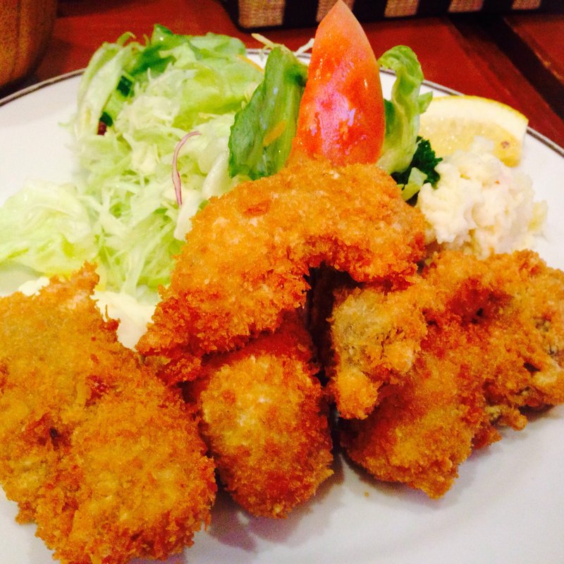 カキフライ定食(洋食の赤ちゃん)