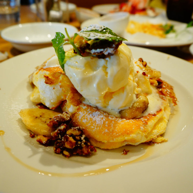 バナナ＆ウォールナッツパンケーキ(LATTE GRAPHIC 町田店)