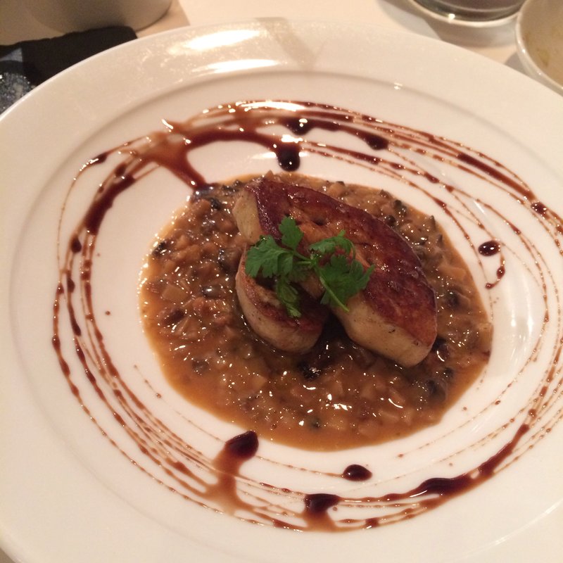 フォアグラソテーきのこクリーム煮添え(エル プエンテ)