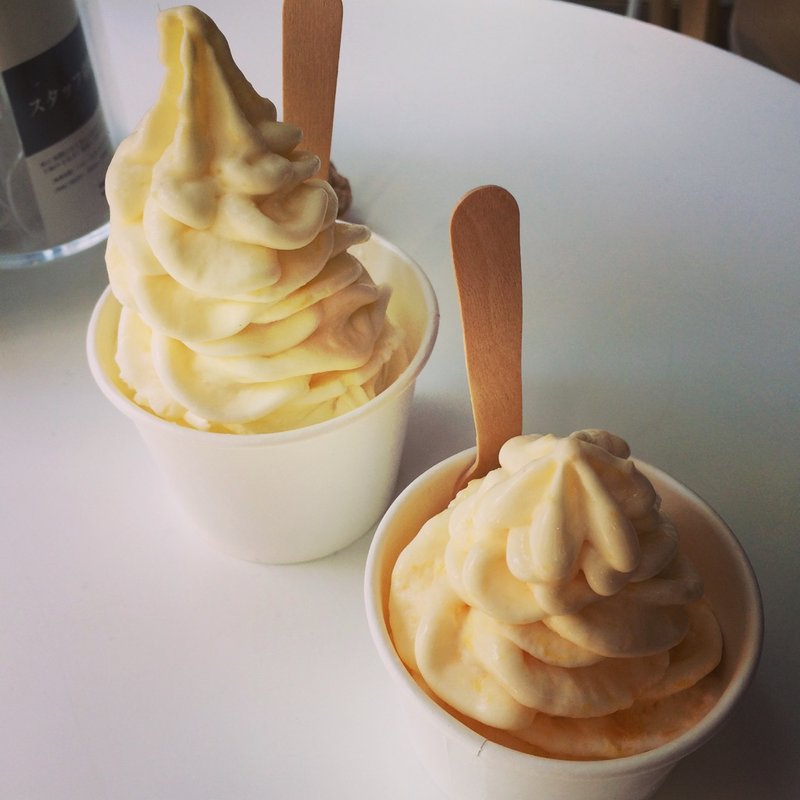 （奥）パイナップル、バナナ(ウッドベリーズ マルシェ)