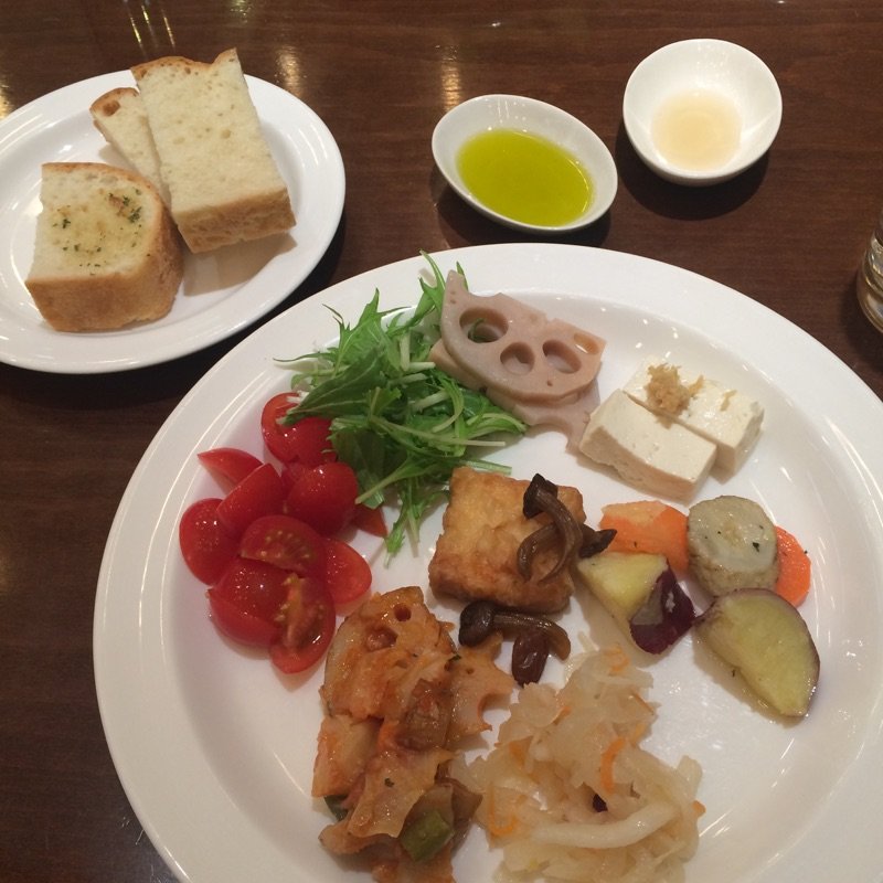 パスタランチ　CINAGROベジタブルバー付(シナグロ ORGANIC KITCHEN&MARKET 西武渋谷店)