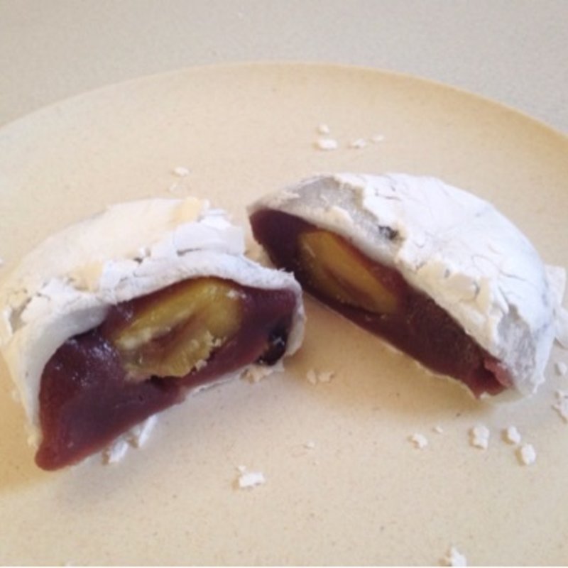 一粒栗大福(（株）岡埜栄泉 上野駅前総本店)