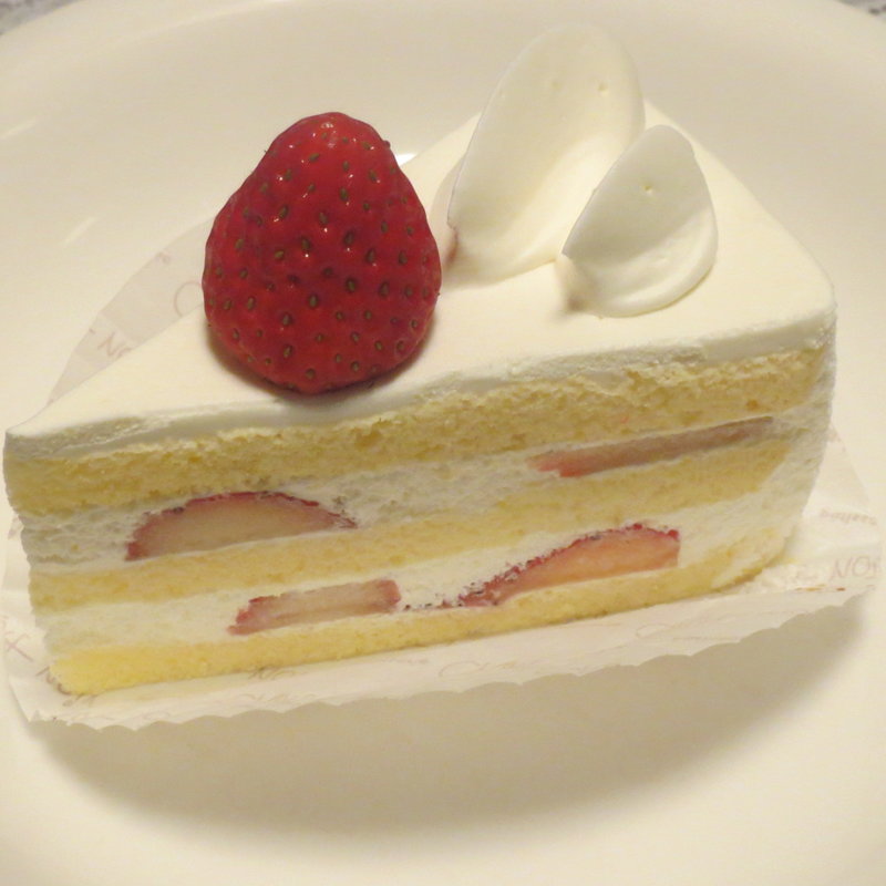 苺ショート(シャノワール 内環緑店)