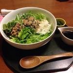 雑穀米のネバネバ丼(冨月)