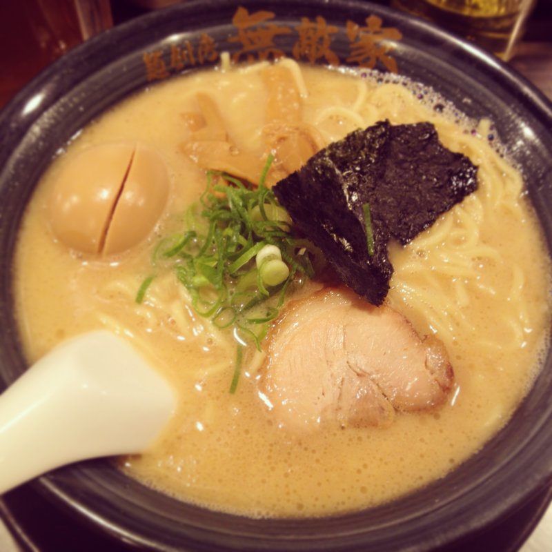 本丸麺(無敵家)