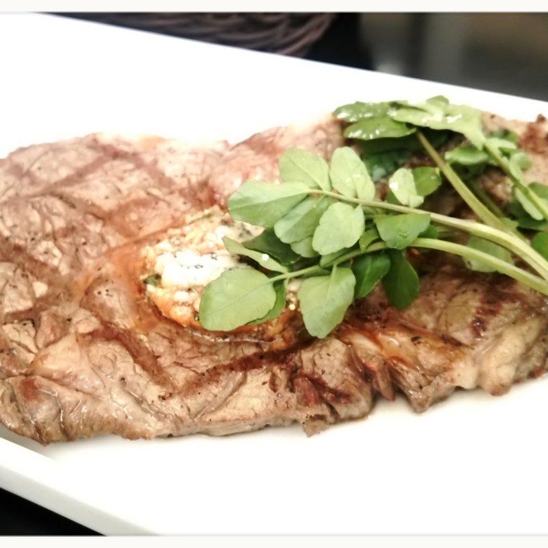 リブアイステーキ、バルデオンバター添え(CICADA)