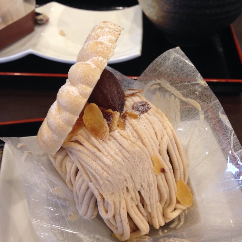 栗むしモンブラン＋抹茶(一乗寺中谷)