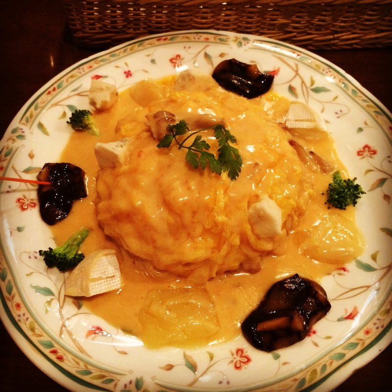 5種のチーズのせオムライス(ムグニ （MUGUNI）)