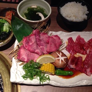 しらさぎランチ(YAKINIKU RIKI しらさぎ)