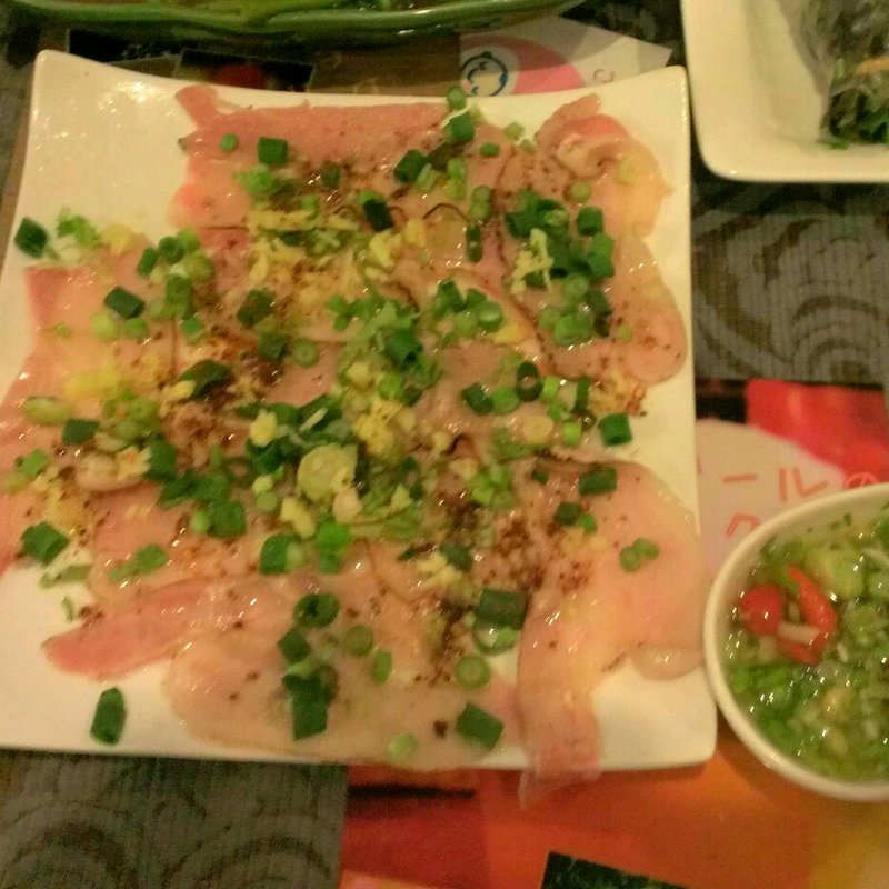 芳寿豚ムーマナオ(クゥーチャイ 吉祥寺店)