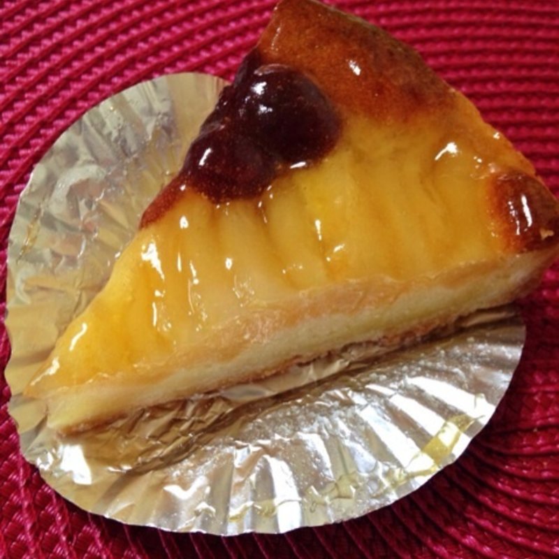 チェリーと洋ナシのタルト(Souvenir)