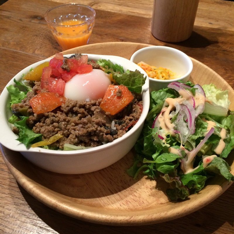 ガパオライス(カフェ マンドゥーカ （cafe manduka）)