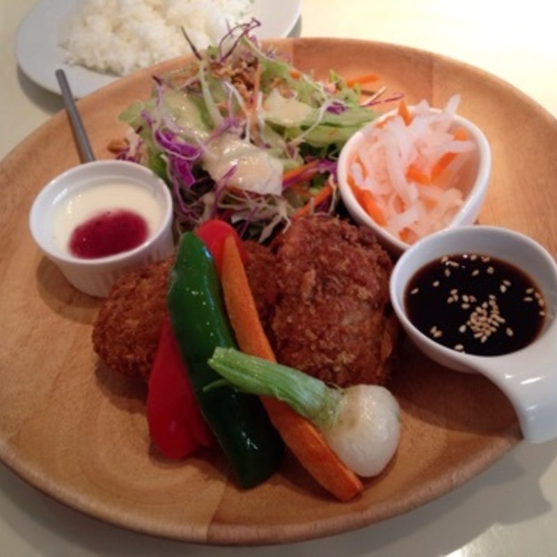 伊豆牛メンチカツ(ファーナウ)