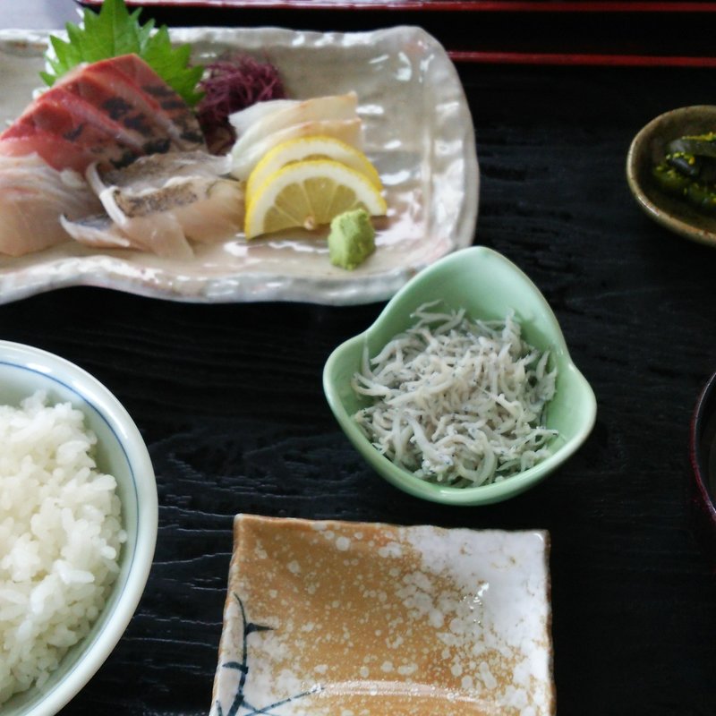 お刺身定食(池田丸 腰越店)