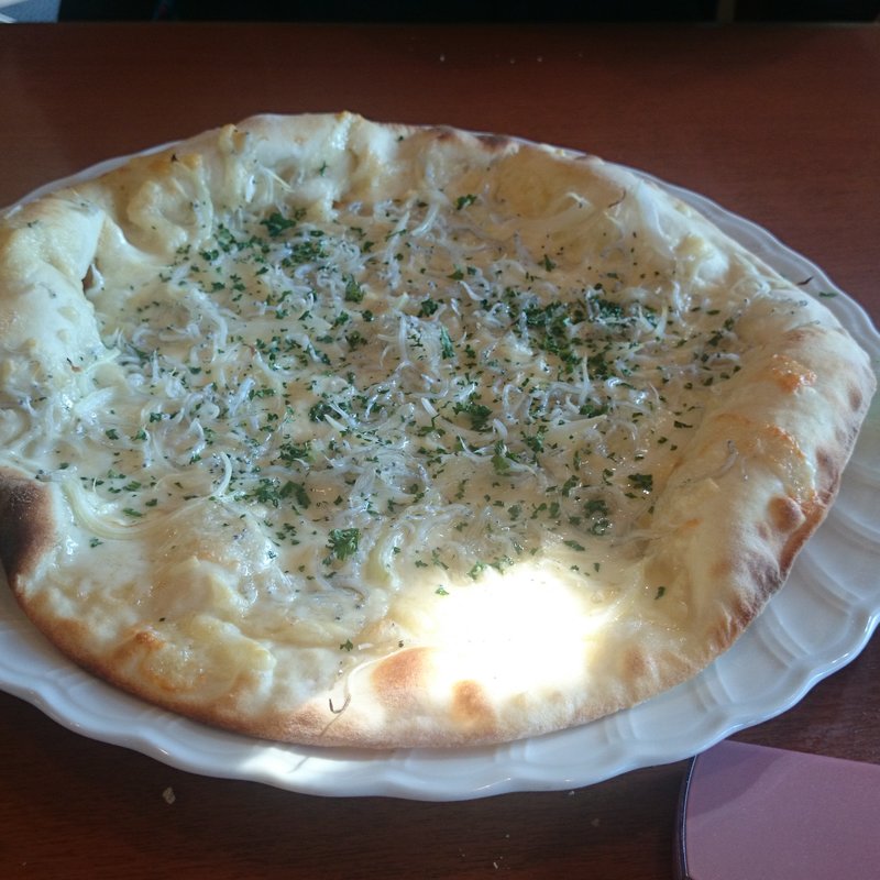 しらすとたまねぎのピッツァ(バフェット)