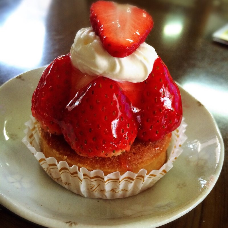 イチゴのタルト(パティスリー・ラ・ベルデュール)