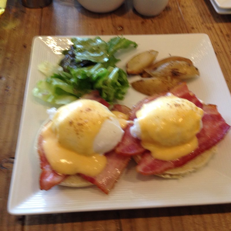 オリジナルベネディクト(エッグセレント)